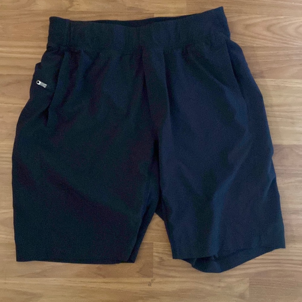Lulu Lemon athletica, Medium, Black T.H.E Shorts